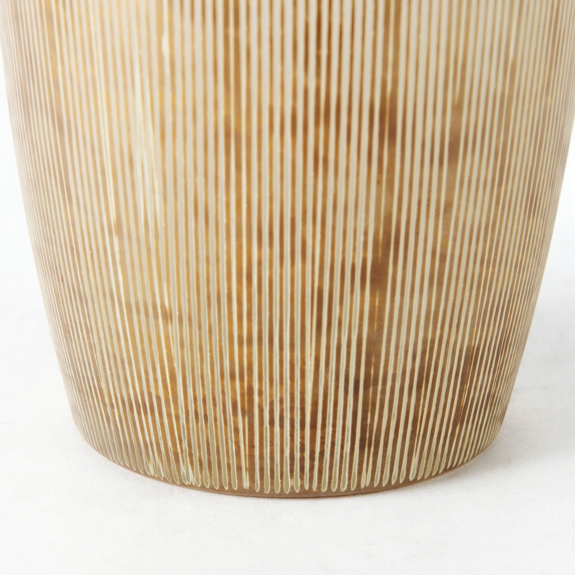 Best Sale ✔️ Mercana Agnetha 5.5L X 5.5W X 14.1H Gold/Cream Ombre Glass Vase ✨ 6 Best Sale ✔️ Mercana Agnetha 5.5L X 5.5W X 14.1H Gold/Cream Ombre Glass Vase ✨ - Image 6