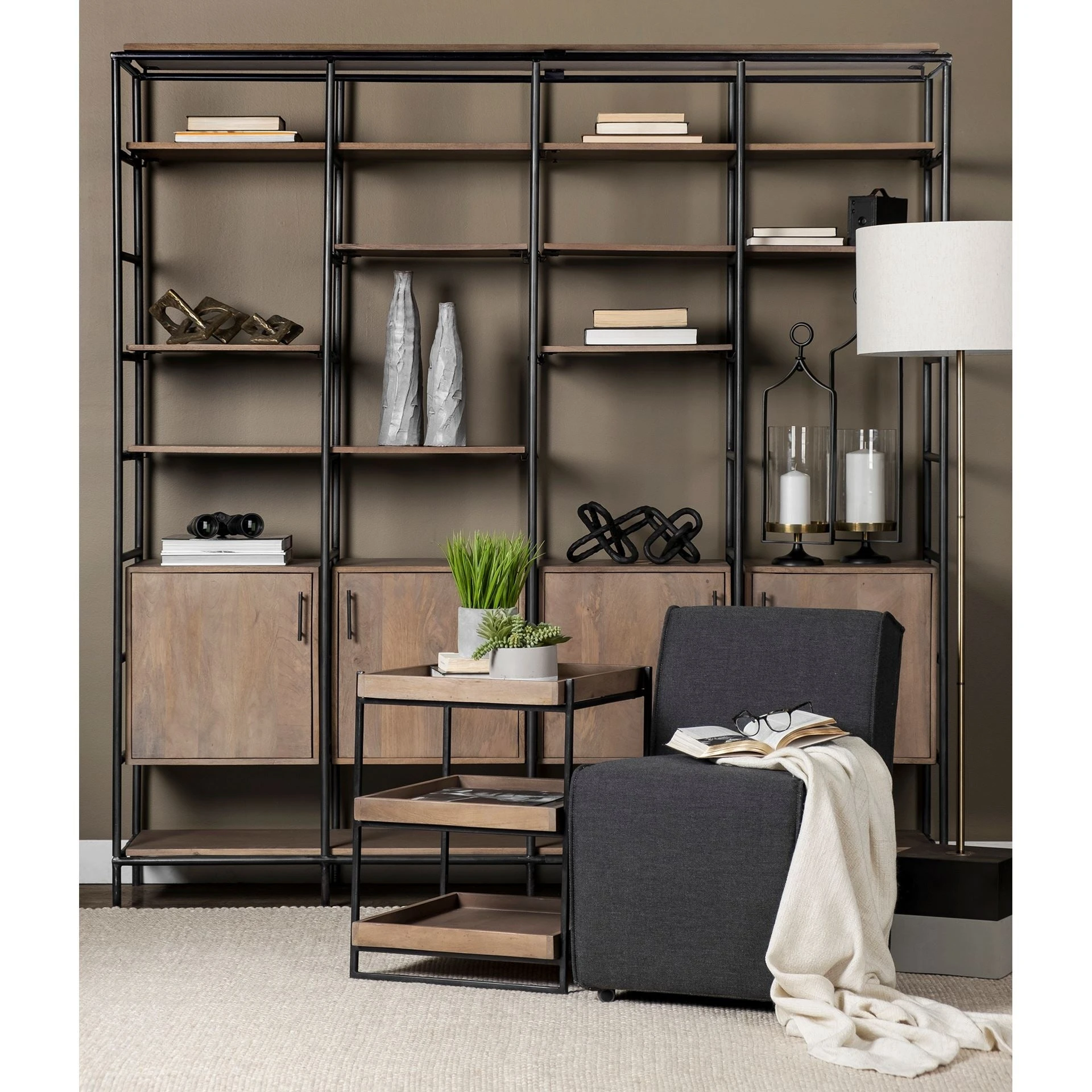 Budget ๐ Mercana Delaunay II (Small) 5L X 6W Gold ๐จ Hammered Metal Interlinked Patterned - 4.7L X 6.2W X 3.1H โ๏ธ 6 Budget ๐ Mercana Delaunay II (Small) 5L X 6W Gold ๐จ Hammered Metal Interlinked Patterned - 4.7L X 6.2W X 3.1H โ๏ธ - Image 6