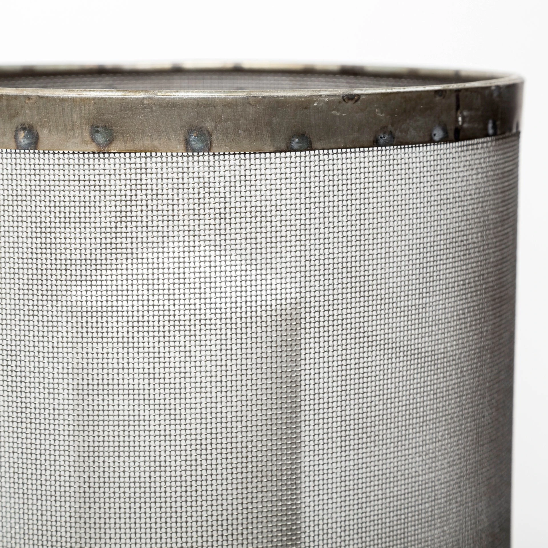 Deals ✔️ Mercana Steen Set Of Two Black Meshed Metal Candle Holder Lanterns 👍 4 Deals ✔️ Mercana Steen Set Of Two Black Meshed Metal Candle Holder Lanterns 👍 - Image 4