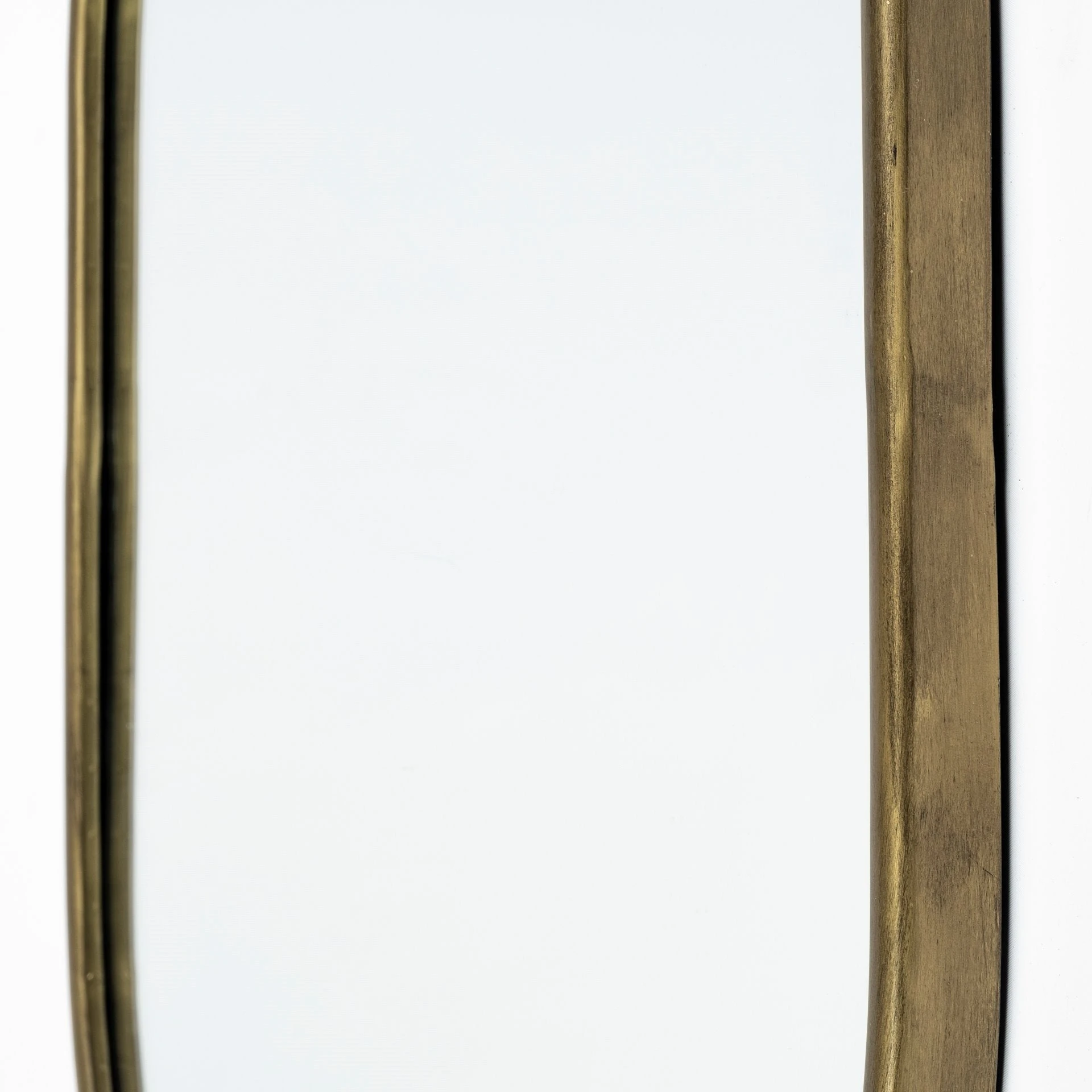 Best Sale ⭐ Mercana Sylvia I 24L X 35H Oval Gold Metal Frame Wall Mirror 🔔 3 Best Sale ⭐ Mercana Sylvia I 24L X 35H Oval Gold Metal Frame Wall Mirror 🔔 - Image 3